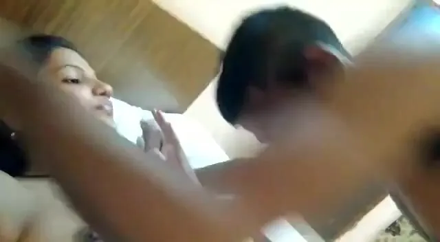 Beautiful desi wife giving blowjob and fucking xxx clip