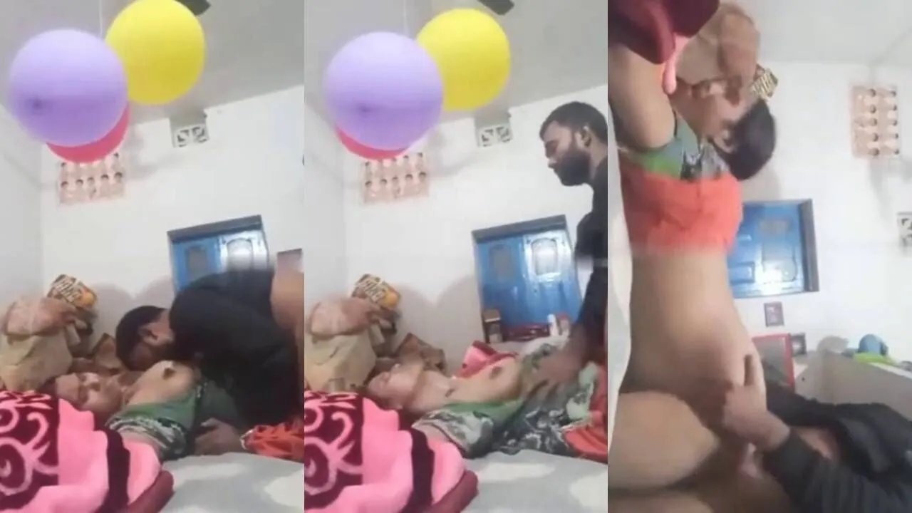 Cheating village bhabhi drilled hard by hubby\