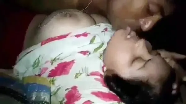 Chubby village wife\