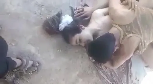 Cute Pakistani girl outdoor fuck with paddy field worker