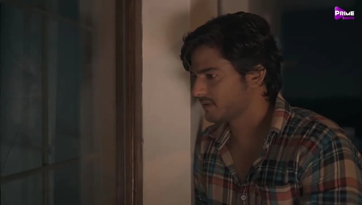 Hot Indian actress Ayesha Kapoor erotic sex scene