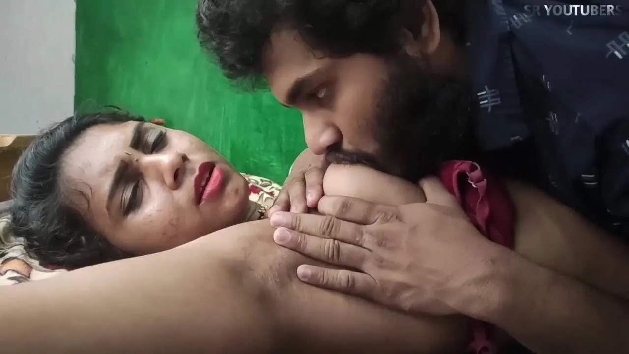 Sexy mallu wife\